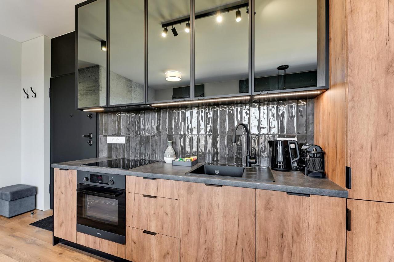 Doki Living & Foodhall By Downtown Apartments Gdansk Exterior foto